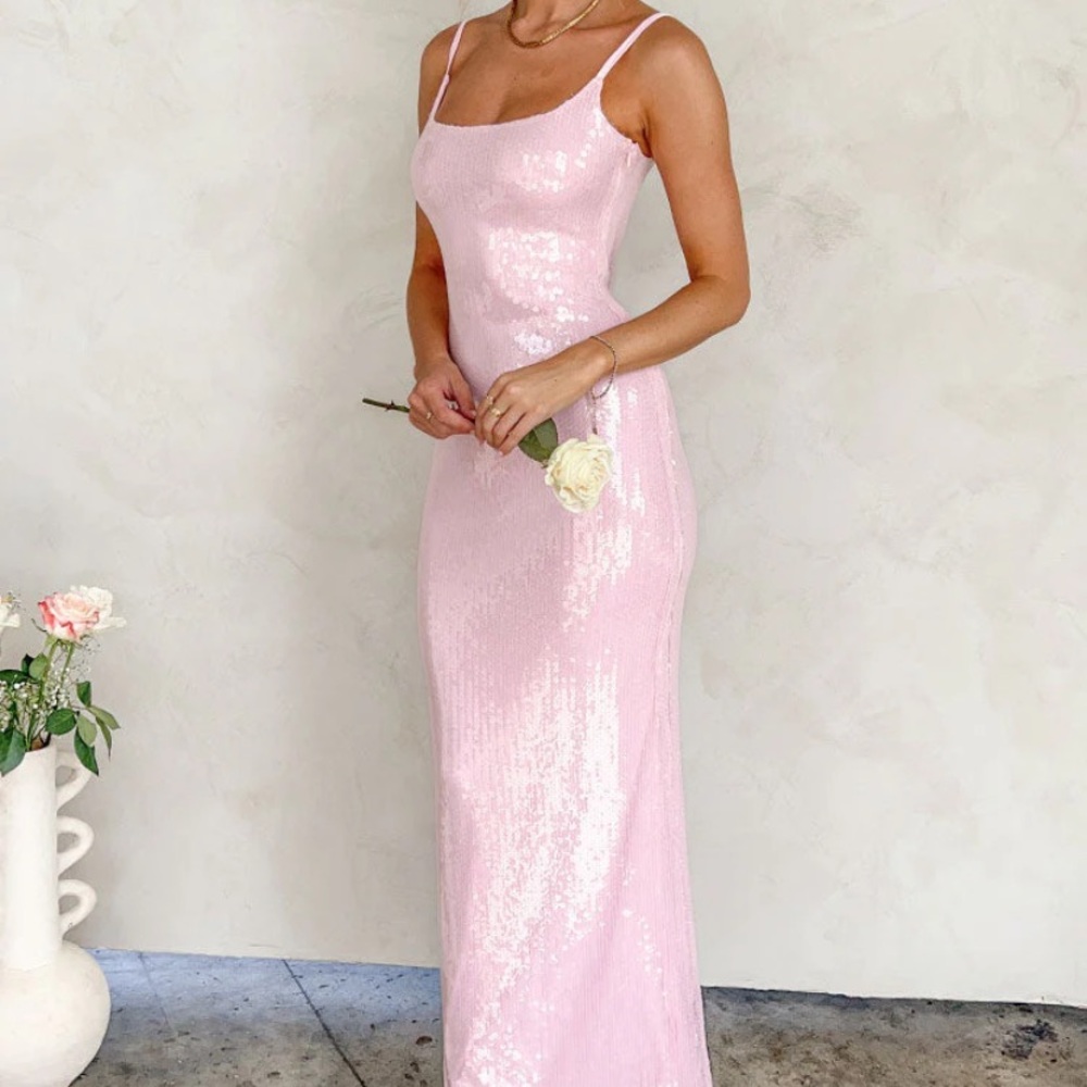 Beginning Boutique Dress Pink Sequins! Worn once ✨💗